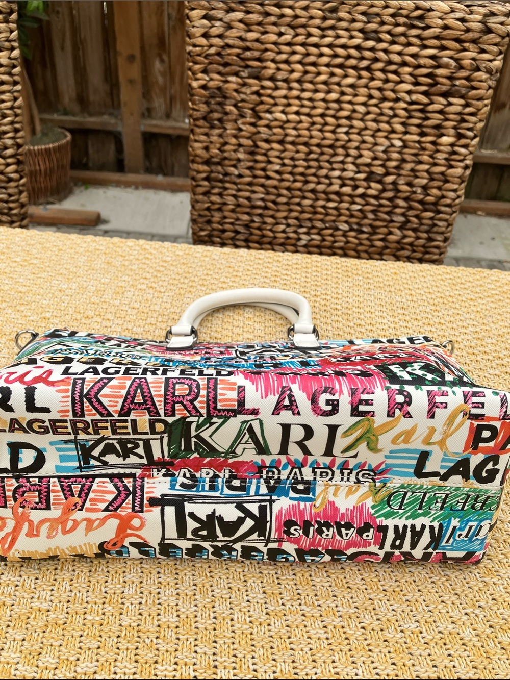 NWOT Karl Lagerfeld Paris Graffiti Logo Explosion Tote - Picture 7 of 10
